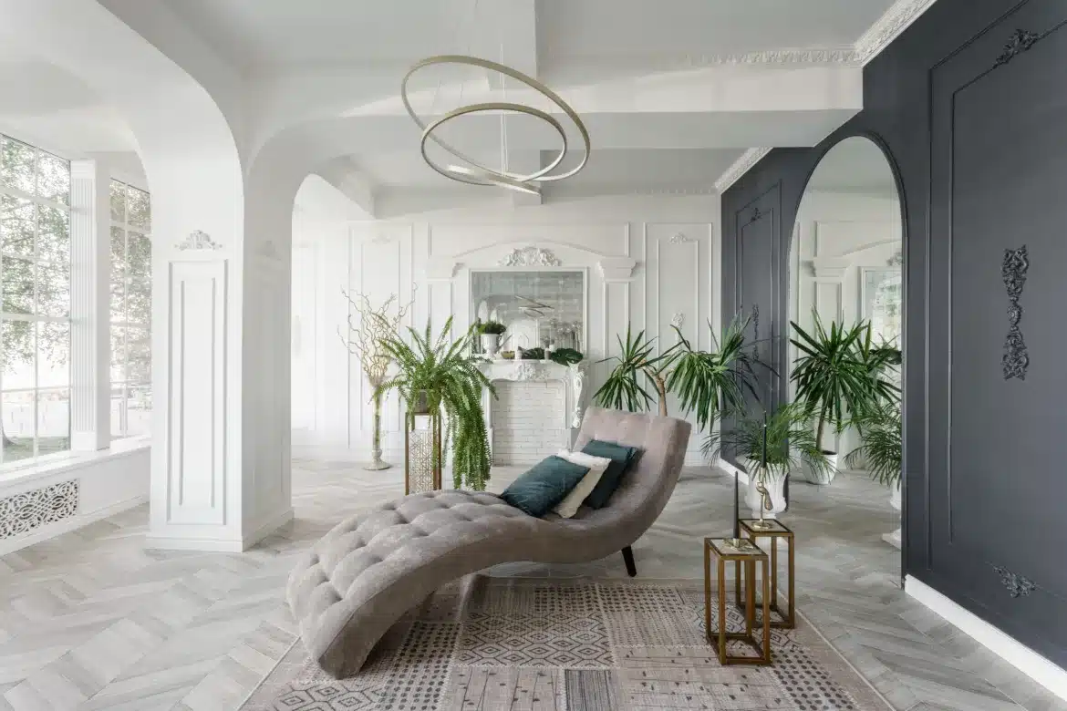 Morning,In,Luxurious,Light,Interior,In,Hotel.,Bright,And,Clean